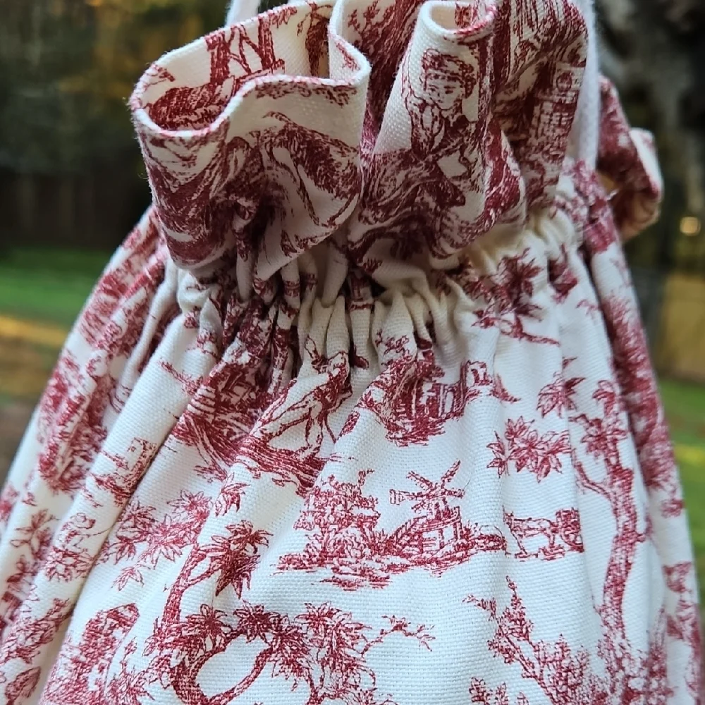 Vintage Elegant Red Cream Toile De Jouy 18 Inches Hanging Plastic Bag Holder